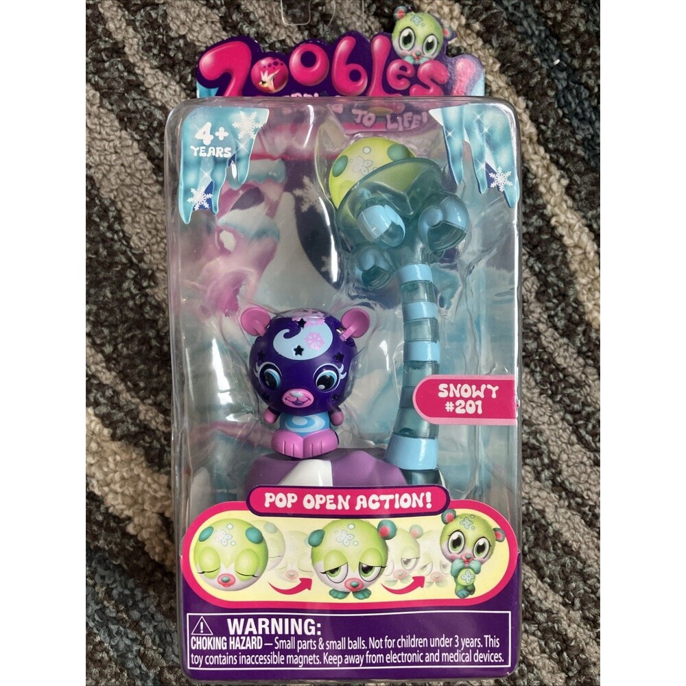 Zoobles Spring to Life Chillville Collection Snowy #201 In Box